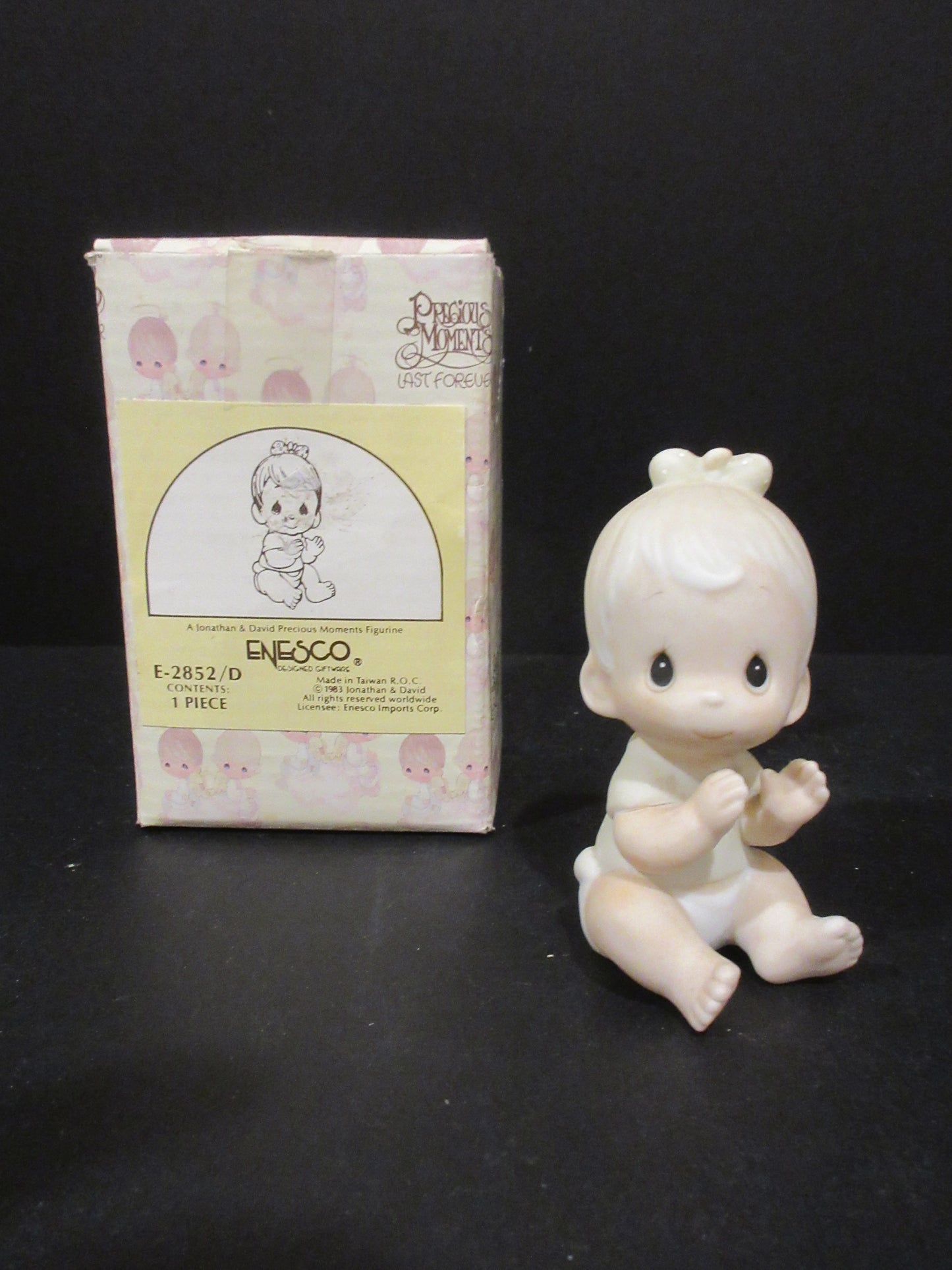 Precious Moments - Baby figurine 2